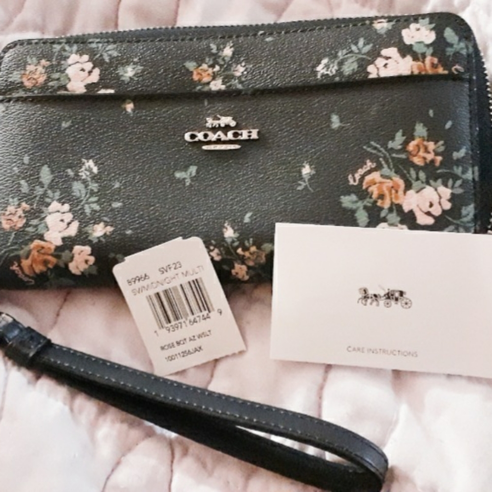 Coach Accordian Zipper Wallet Midnight/Rose